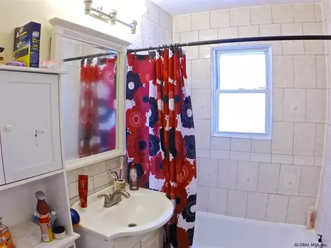 101 Jackson Ave, Schenectady, NY 12304 photo 18