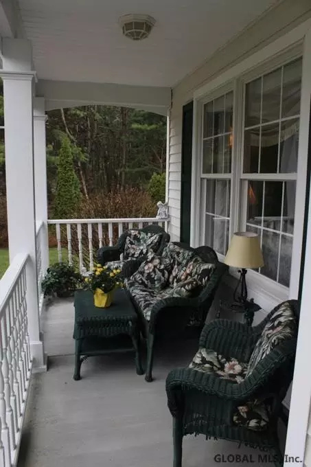14 Bennington, Saratoga Springs, NY 12866 photo 2