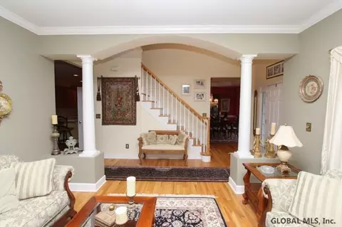 14 Bennington, Saratoga Springs, NY 12866 photo 5