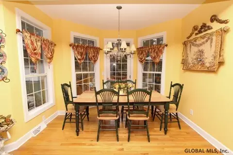 14 Bennington, Saratoga Springs, NY 12866 photo 10