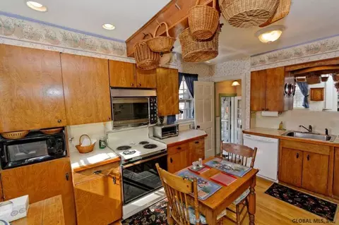 115 Spring Rd, Glenville, NY 12302 photo 7