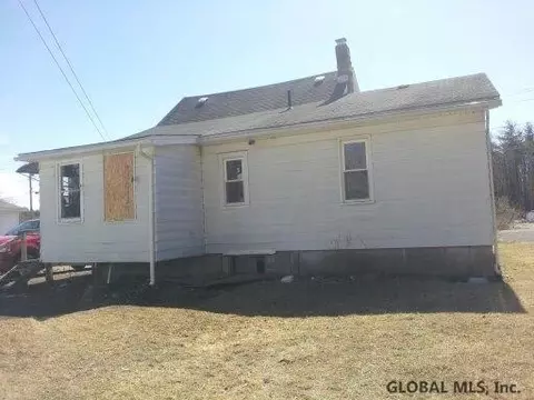 217 Morris Rd, Schenectady, NY 12303 photo 2