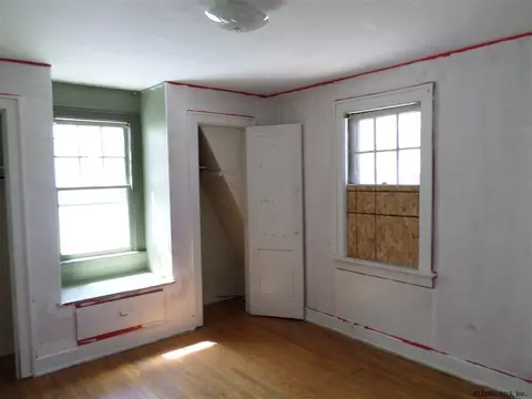 796 Wright Ave, Schenectady, NY 12309 photo 11