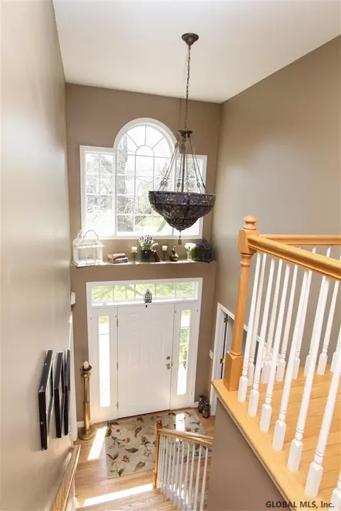 2 Brookside Dr, Saratoga Springs, NY 12866 photo 4
