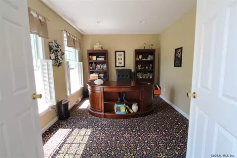 2 Brookside Dr, Saratoga Springs, NY 12866 photo 7