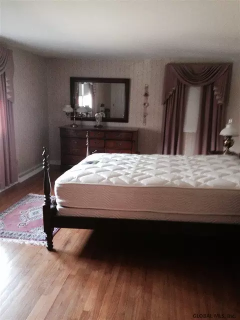 116 Westchester Dr, Delmar, NY 12054 photo 12
