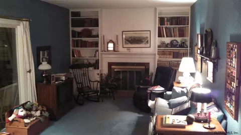 116 Westchester Dr, Delmar, NY 12054 photo 8
