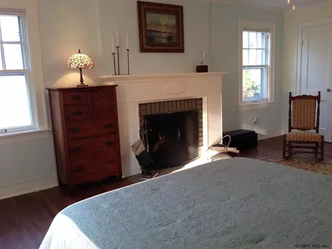 764 Wright Ave, Schenectady, NY 12309 photo 16