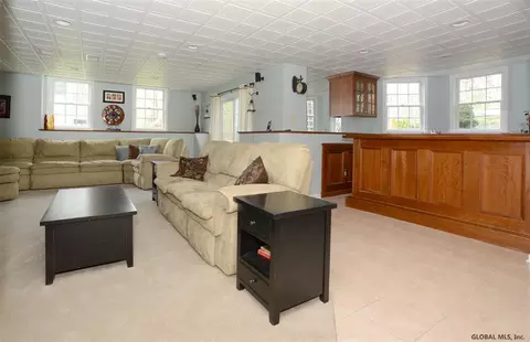33 Devonshire Way, Clifton Park, NY 12065 photo 21