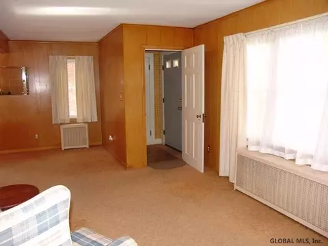 23 Brookman Ave, Delmar, NY 12054 photo 3