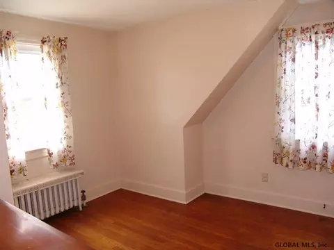 23 Brookman Ave, Delmar, NY 12054 photo 8