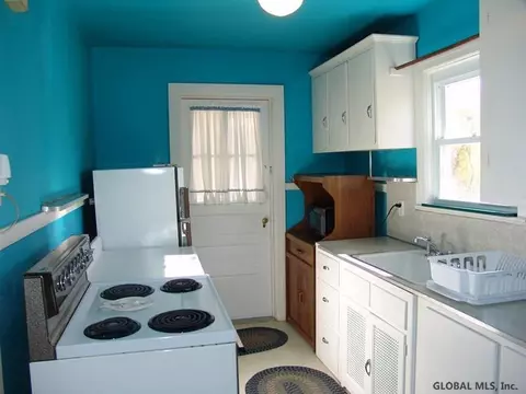 23 Brookman Ave, Delmar, NY 12054 photo 6