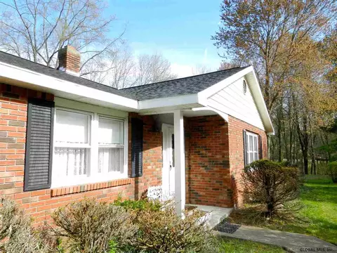 86 Hunter Dr, Valatie, NY 12184 photo 9