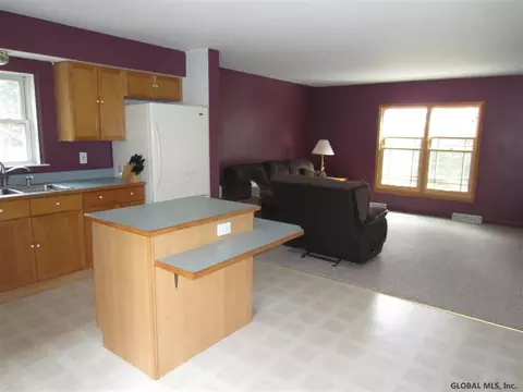 37 Angle Rd, Mechanicville, NY 12118 photo 7
