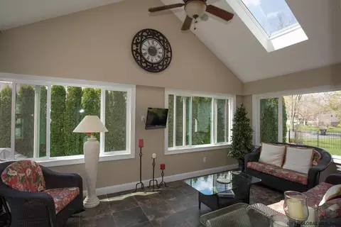5 Fieldstone Dr, Delmar, NY 12054 photo 6