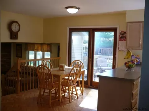 8 Carr Rd, Saratoga Springs, NY 12866 photo 12