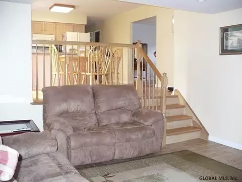 8 Carr Rd, Saratoga Springs, NY 12866 photo 15
