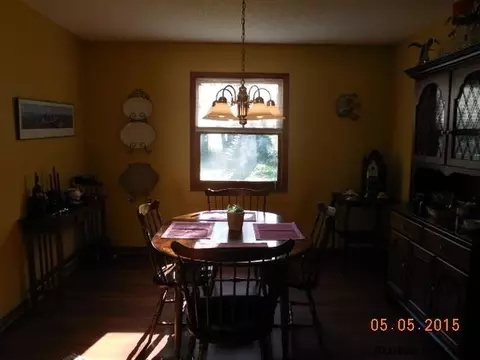 27 Chrisken Dr, Glenmont, NY 12077 photo 5