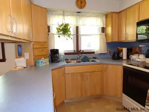 64 Salisbury Rd, Delmar, NY 12054 photo 10