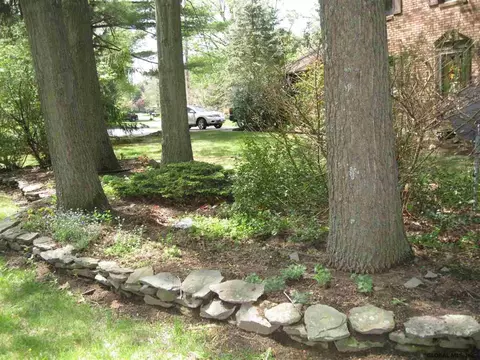 15 Bain Dr, Delmar, NY 12054 photo 2