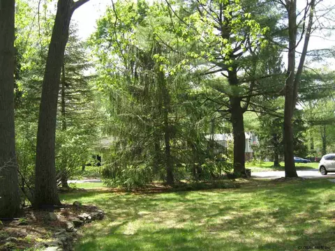 15 Bain Dr, Delmar, NY 12054 photo 24