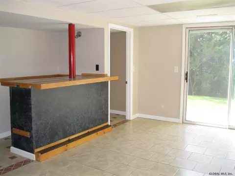 82 Ormond St, Albany, NY 12203 photo 8