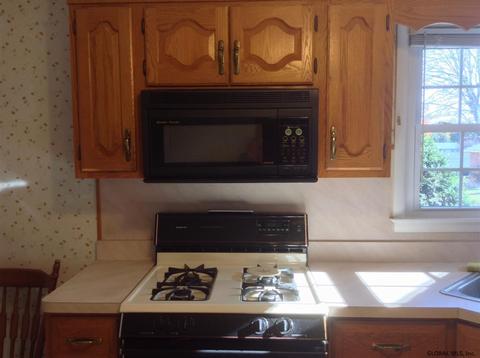 34 Ormond St, Albany, NY 12203 photo 5