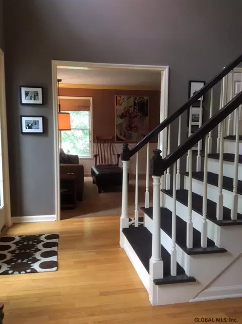 74 Daniel St, Slingerlands, NY 12159 photo 6