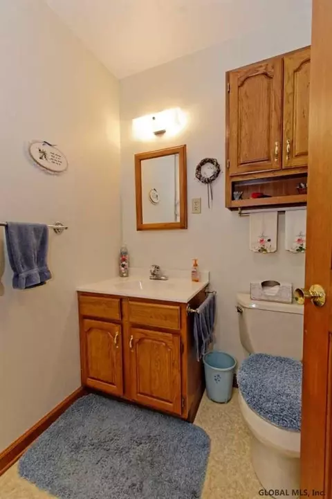 413 Mohawk Ave, Scotia, NY 12302 photo 20