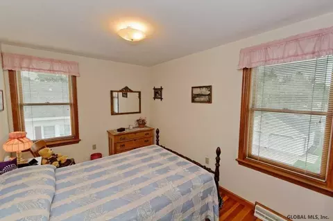 413 Mohawk Ave, Scotia, NY 12302 photo 18
