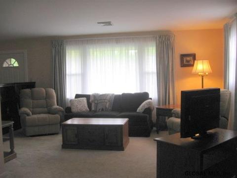 4 Sunset Blvd, Waterford, NY 12188 photo 3