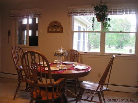4 Sunset Blvd, Waterford, NY 12188 photo 7