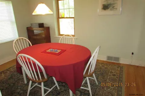 35 Fletcher Rd, Albany, NY 12203 photo 5