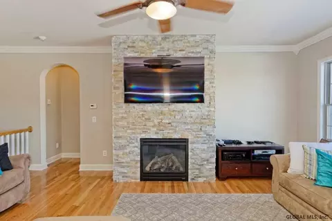 3 Sheldon Dr, Mechanicville, NY 12118 photo 7