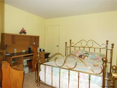 1348 Wing Ave, Schenectady, NY 12303 photo 21
