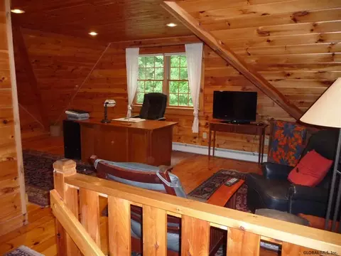 1434 Waters Rd, Schenectady, NY 12302 photo 19