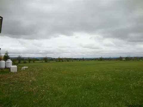 277 Fuller Rd, Amsterdam, NY 12010 photo 3