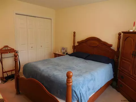 277 Fuller Rd, Amsterdam, NY 12010 photo 14