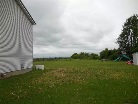 277 Fuller Rd, Amsterdam, NY 12010 photo 4