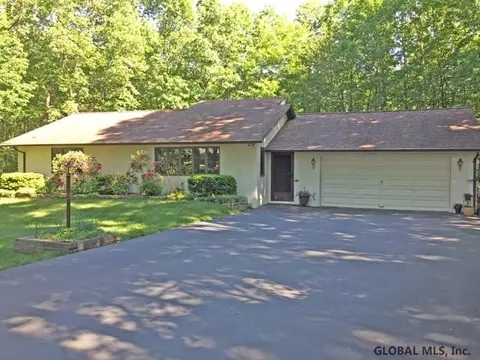 263 Progress Rd, Gloversville, NY 12078 photo 1