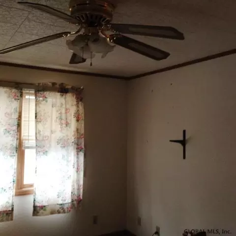 233 Cherry St, Schenectady, NY 12306 photo 11