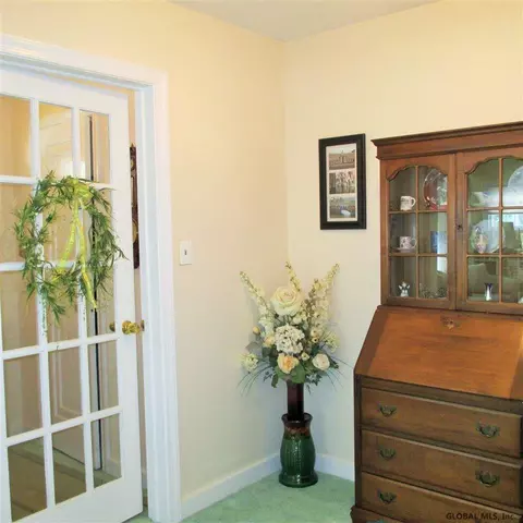 1676 Lenox Rd, Schenectady, NY 12308 photo 5