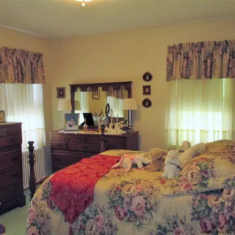 1676 Lenox Rd, Schenectady, NY 12308 photo 10