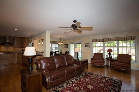7 Christopher Way, Clifton Park, NY 12065 photo 7