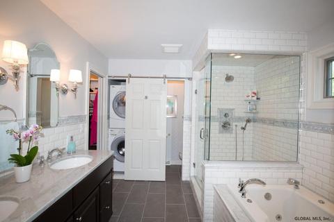 7 Christopher Way, Clifton Park, NY 12065 photo 14