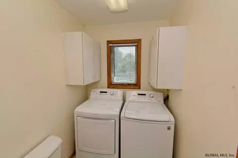 26 Cayuga Ct, Slingerlands, NY 12159 photo 10