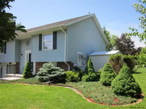 111 Hillside Ave, Cobleskill, NY 12043 photo 3