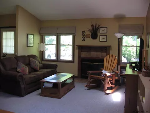 3 Cromwell Dr, Clifton Park, NY 12065 photo 17