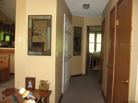 3 Cromwell Dr, Clifton Park, NY 12065 photo 7