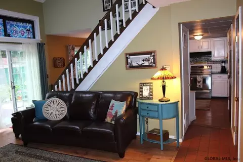 2 Eton Dr, Slingerlands, NY 12159 photo 5
